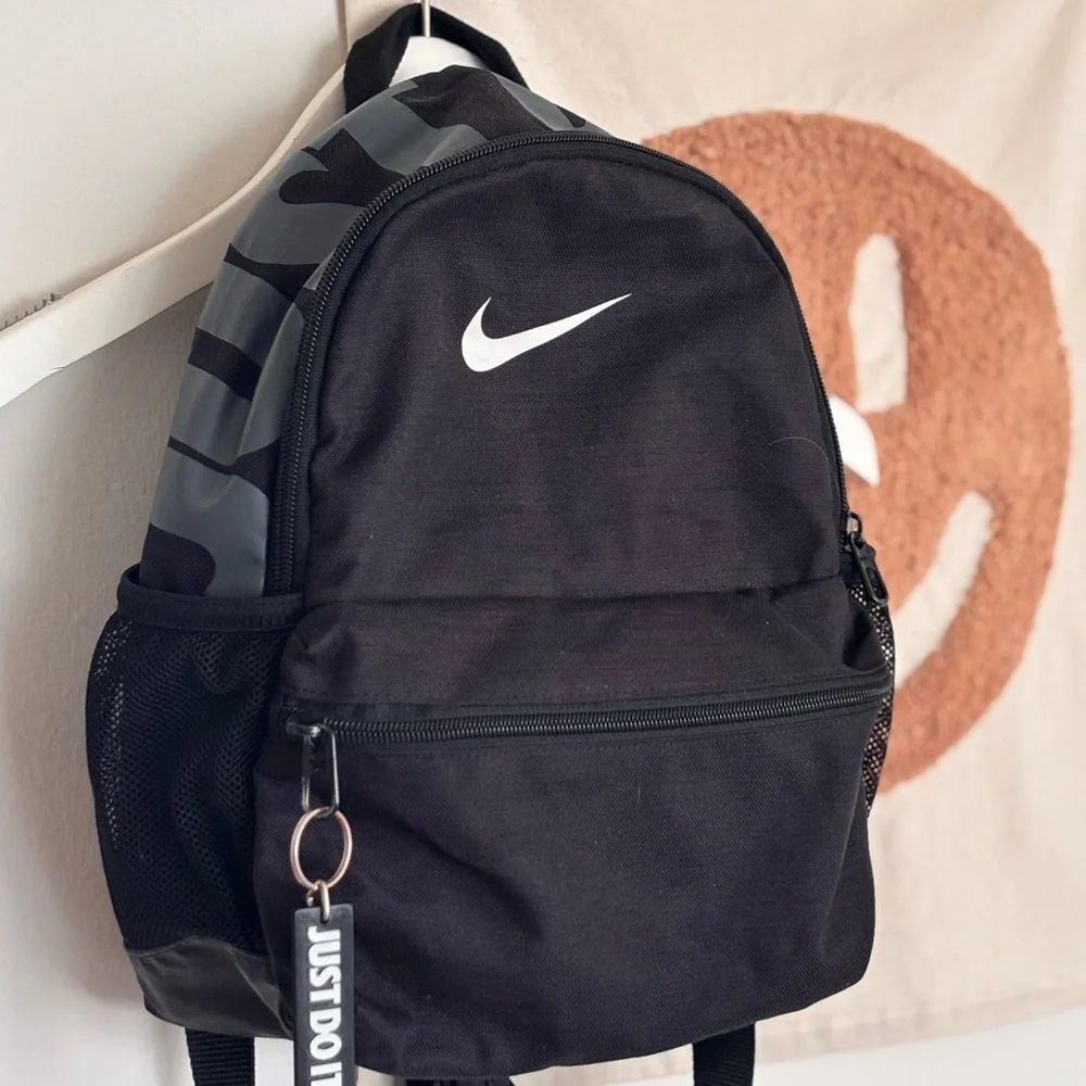 Nike Black Mini Backpack - Picture 1 of 7